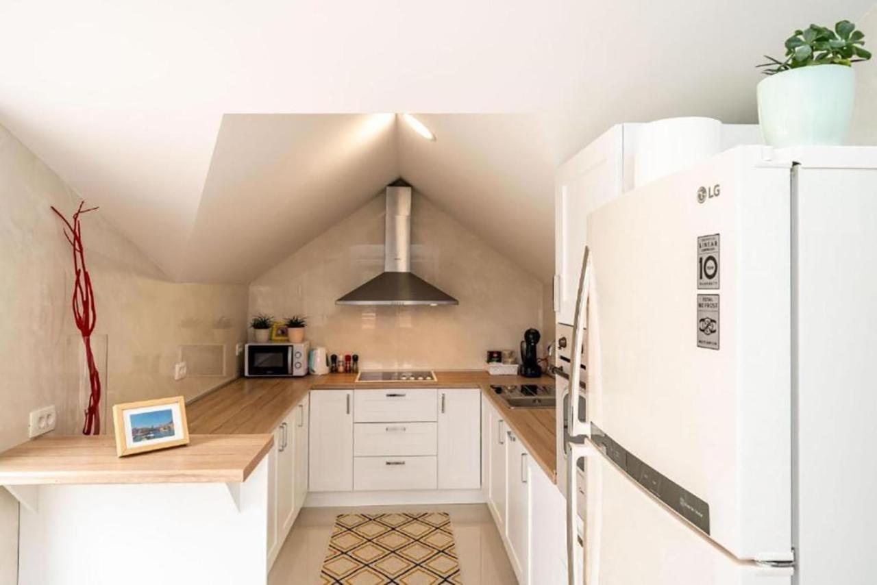 Apartment Matej Mokosica Bagian luar foto